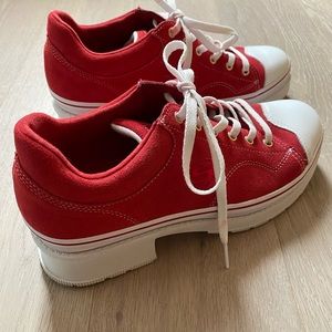 Skechers Red Softly Heartbeats Sneakers 9.5 Worn Once